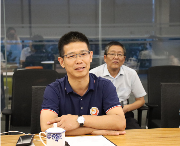 2、B体育(中国)总经理祝建明介绍公司的现阶段发展情况.png 2、B体育(中国)总经理祝建明介绍公司的现阶段发展情况.png