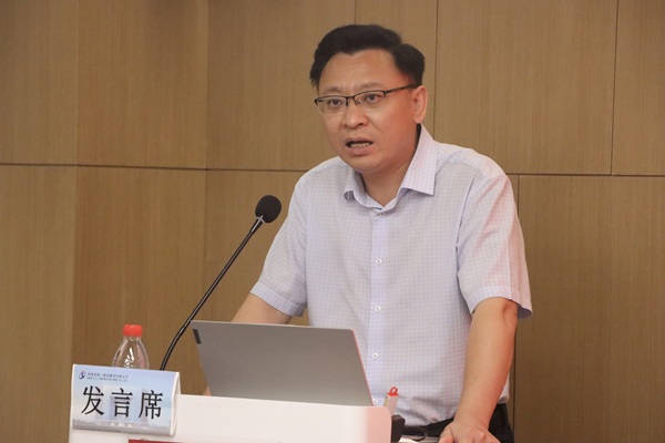 河南省建筑业协会信息化专业委员会胡斌致辞.jpg 河南省建筑业协会信息化专业委员会胡斌致辞.jpg